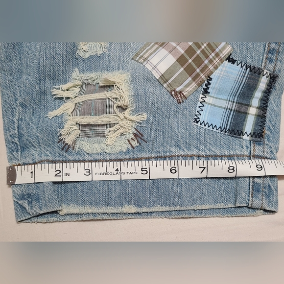 Something trickie size 13 jean shorts - Picture 6 of 7